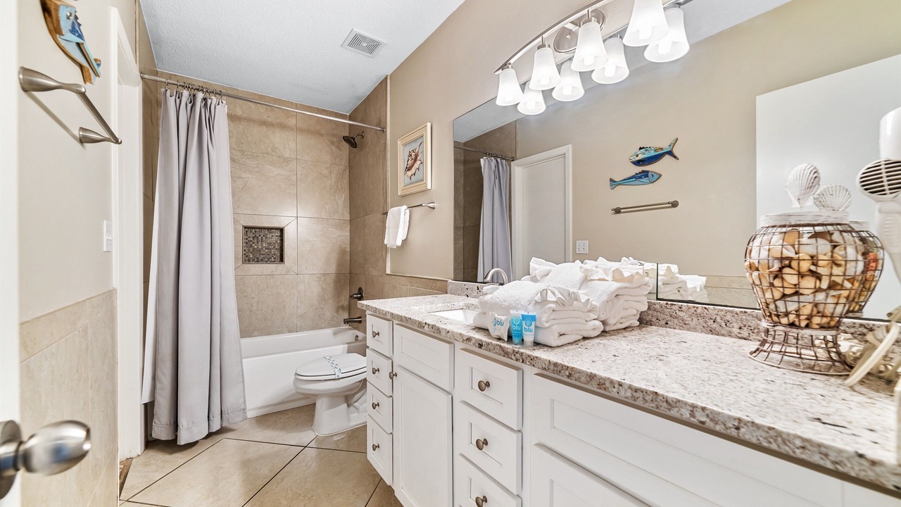 Photo of Bathroom in Ono Island