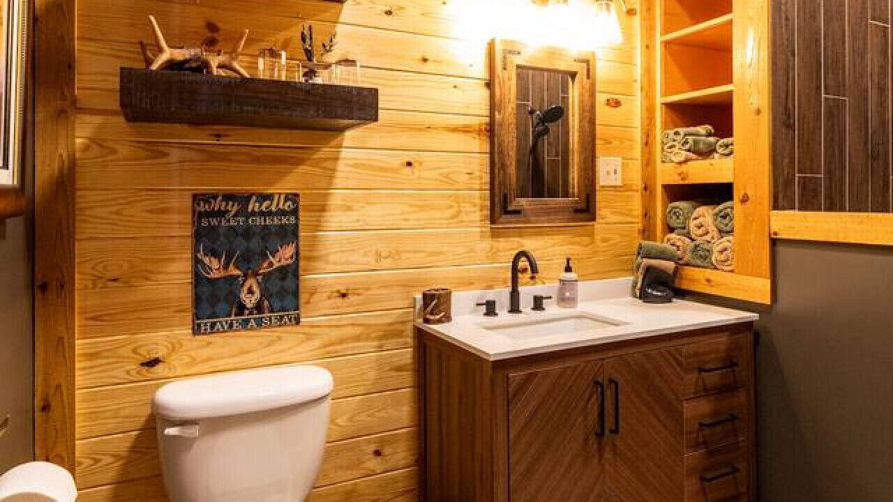 Photo of Bathroom in Little Kowaliga