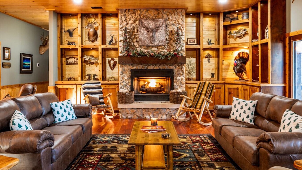Photo of Livingroom in Little Kowaliga