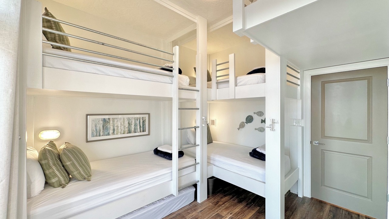 Photo of Bedroom in Cedar Bluff