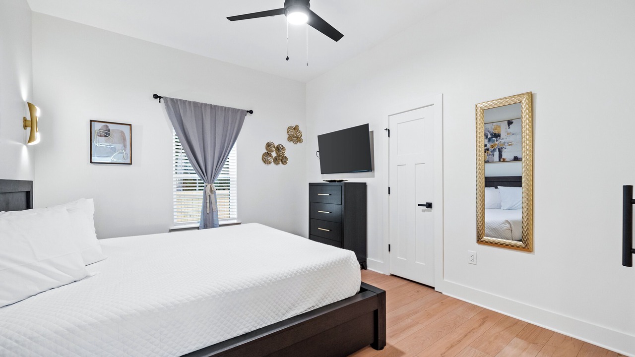 Photo of Bedroom in Foley