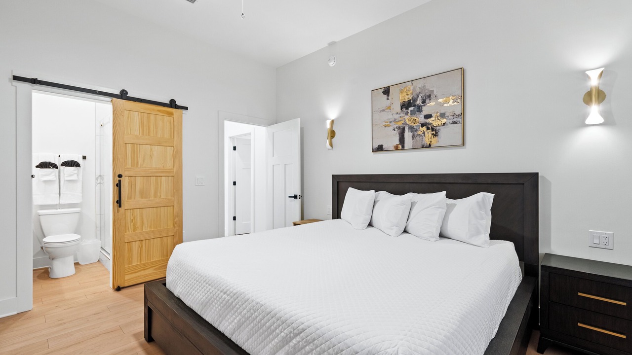 Photo of Bedroom in Foley