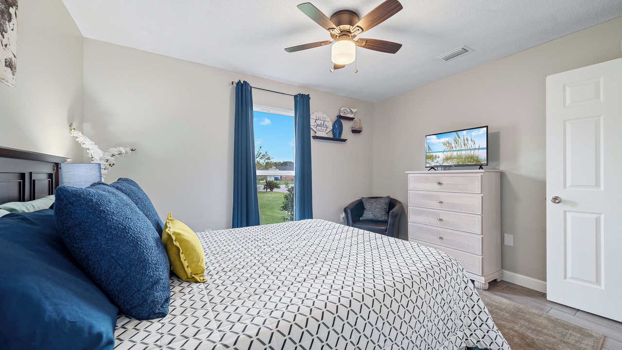 Photo of Bedroom in River Trace