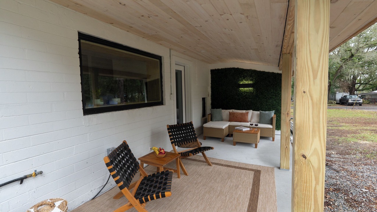 Photo of Patio Balcony in Fort King District
