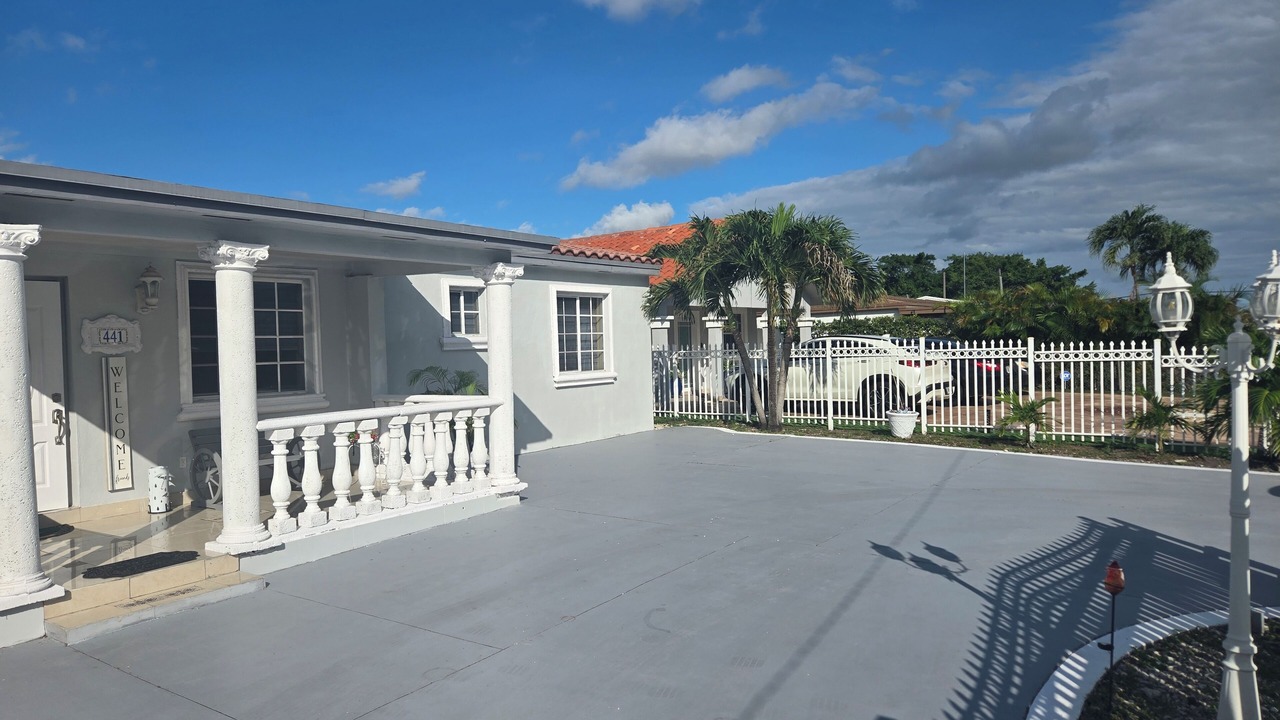 Photo of Outdoor in Hialeah