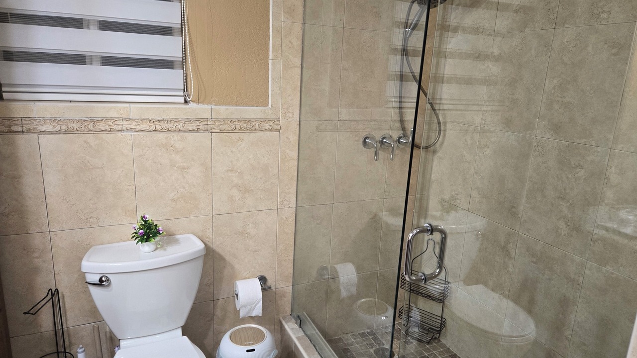 Photo of Bathroom in Hialeah
