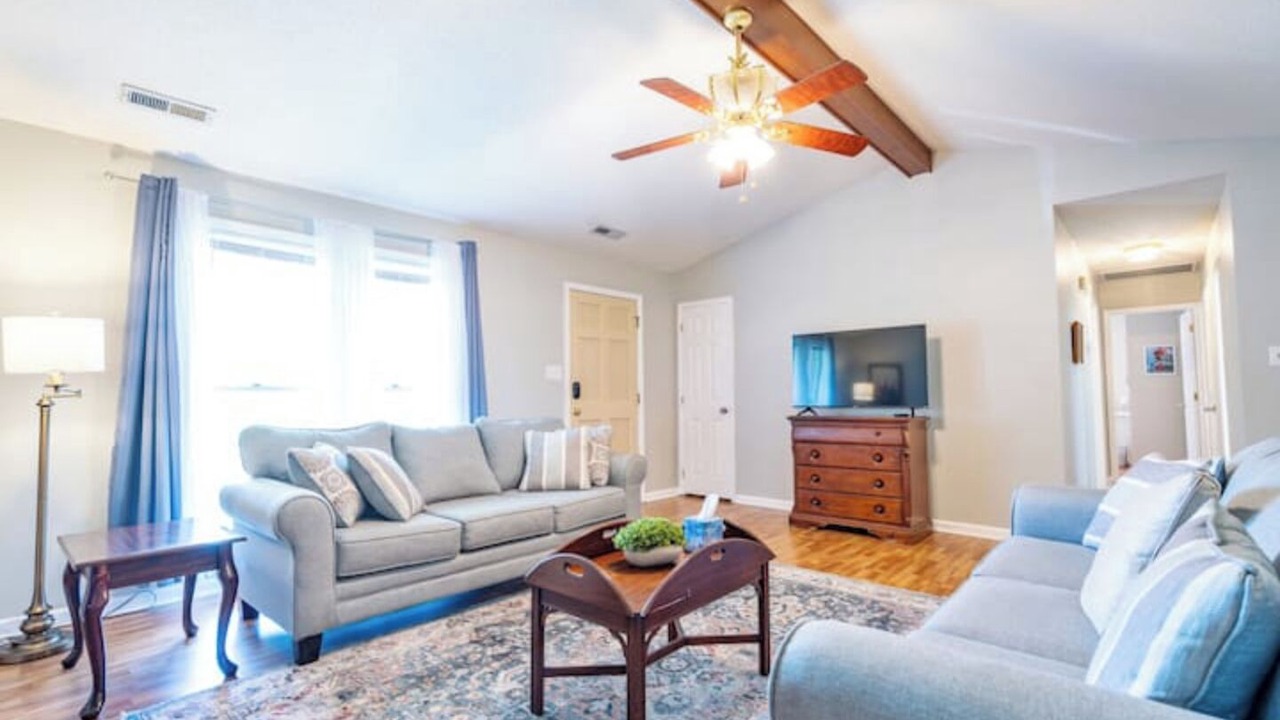 Photo of Livingroom in Decatur