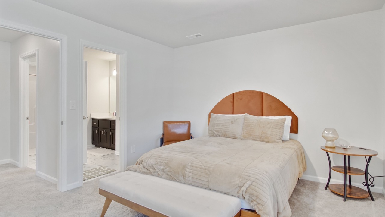 Photo of Bedroom in Normal