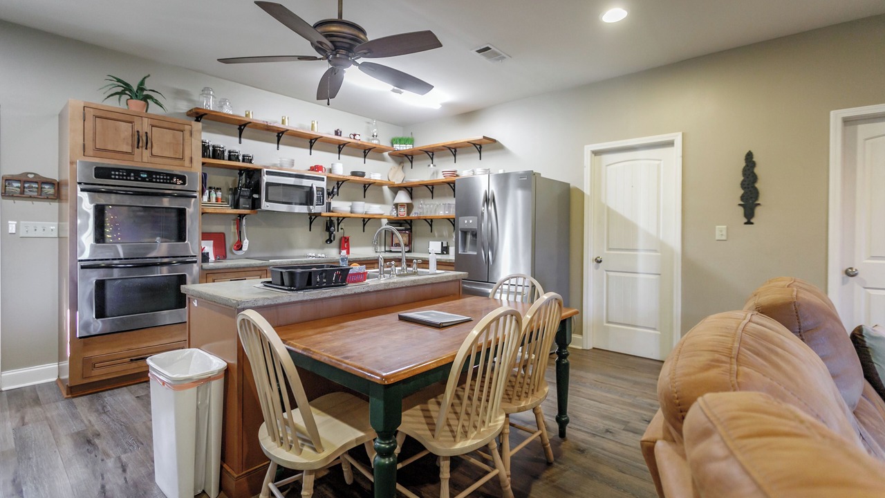Photo of Kitchen in Moundville