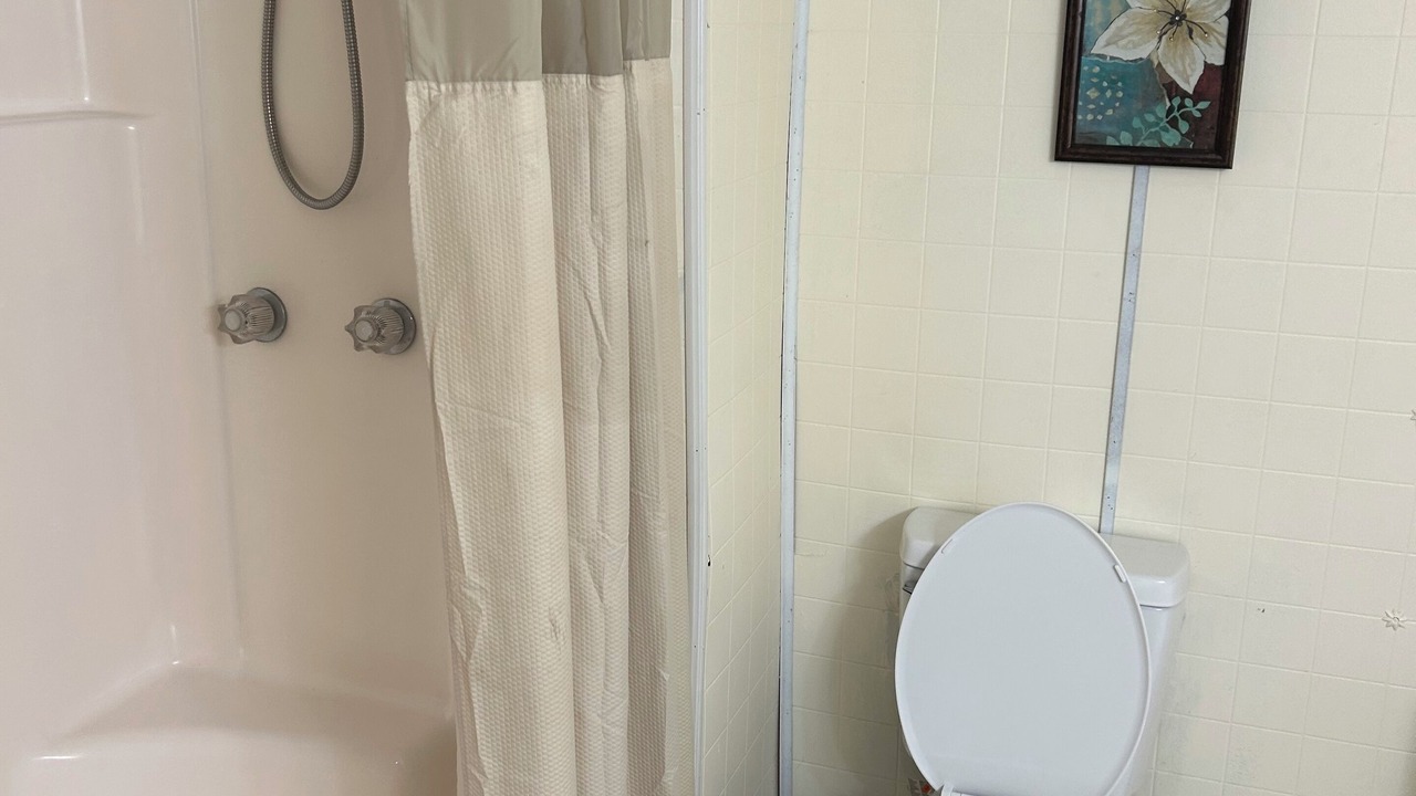 Photo of Bathroom in Enterprise