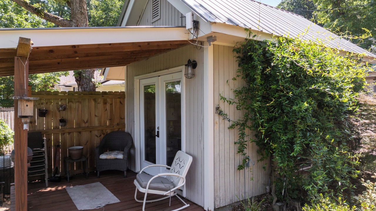 Photo of Patio Balcony in Guntersville