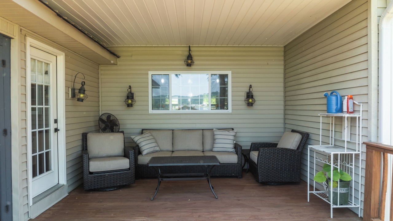 Photo of Patio Balcony in Guntersville