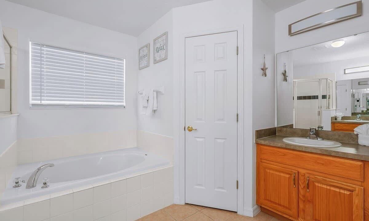 Photo of Bathroom in Regal Palms