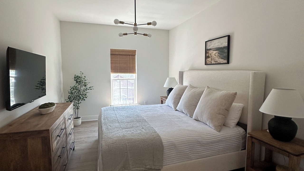 Photo of Bedroom in Tuscaloosa