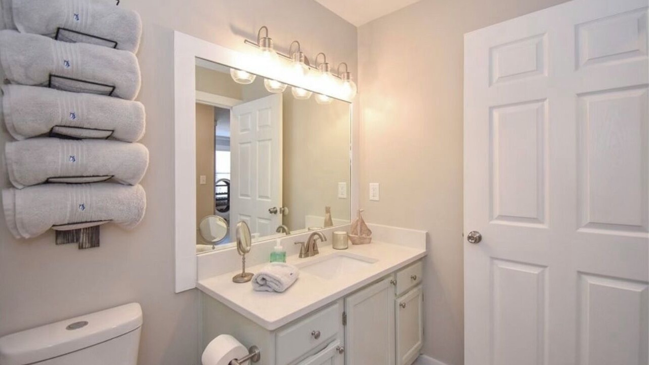 Photo of Bathroom in Dadeville