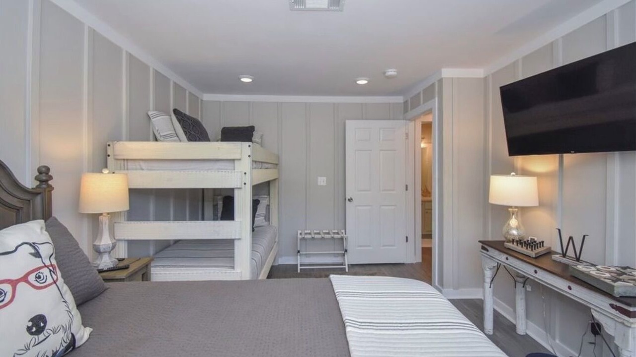 Photo of Bedroom in Dadeville
