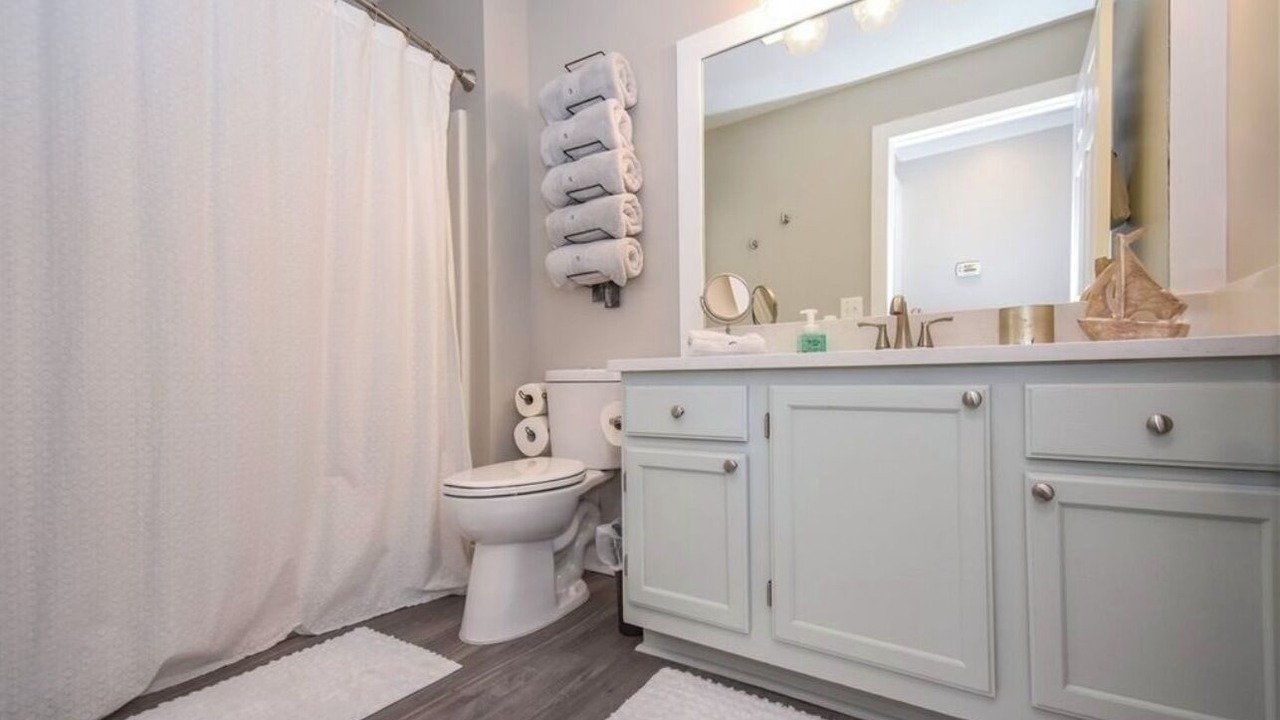Photo of Bathroom in Dadeville