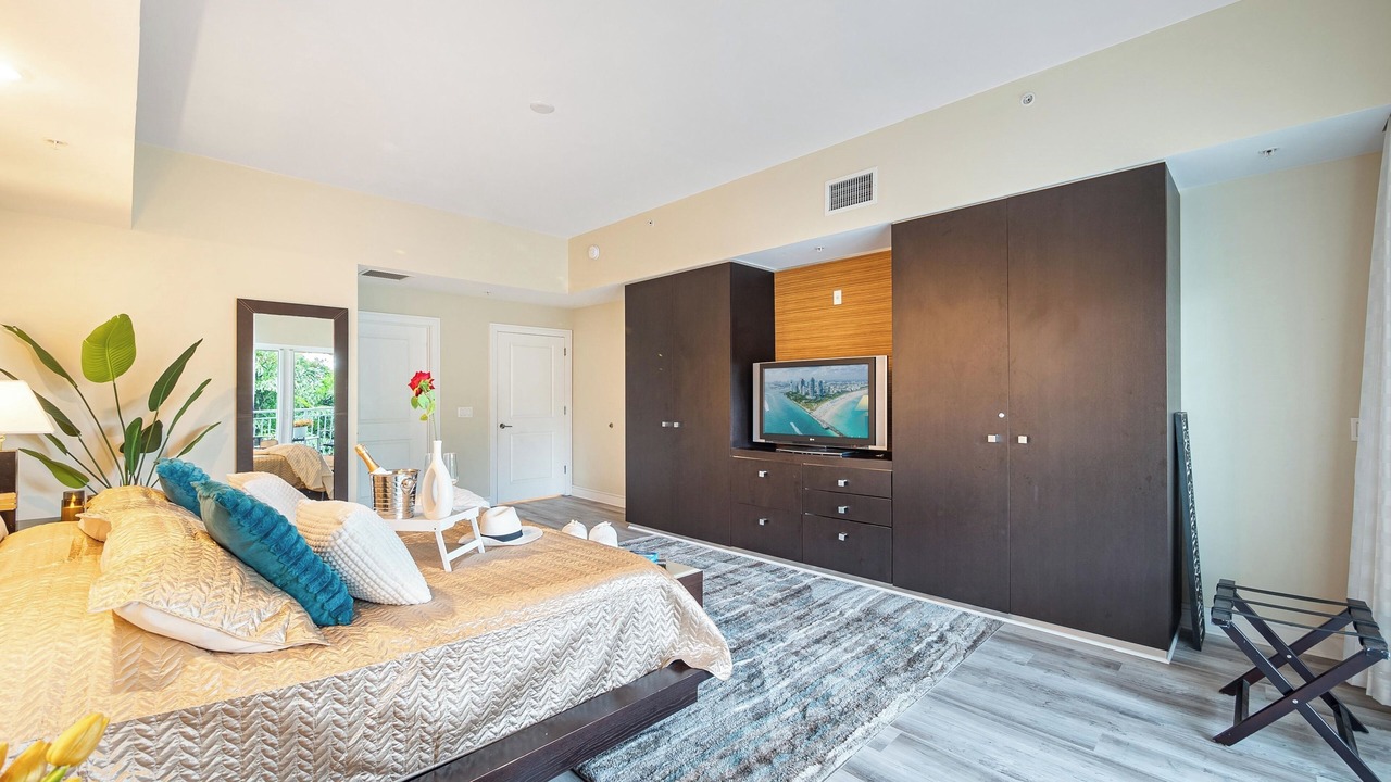 Photo of Bedroom in Doral