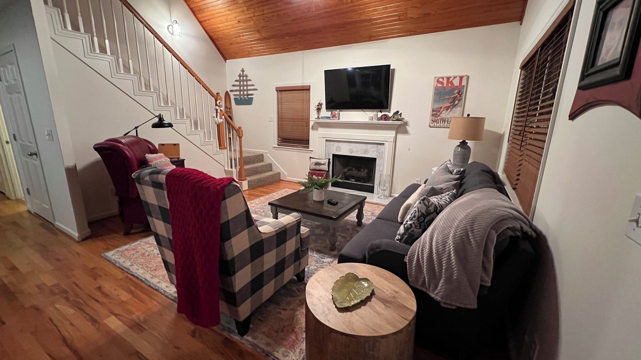 Photo of Livingroom in Crane Hill