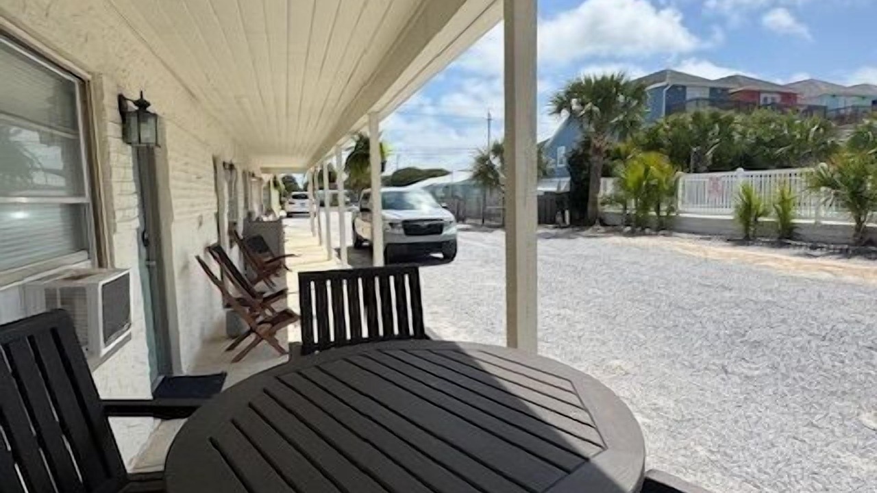Photo of Outdoor in Biltmore Beach