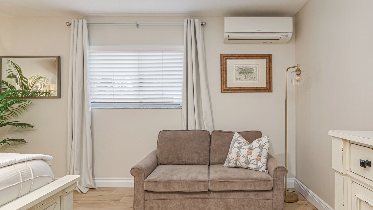 Photo of Bedroom in Interchange Square