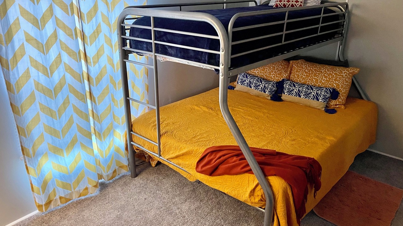 Photo of Bedroom in Troy