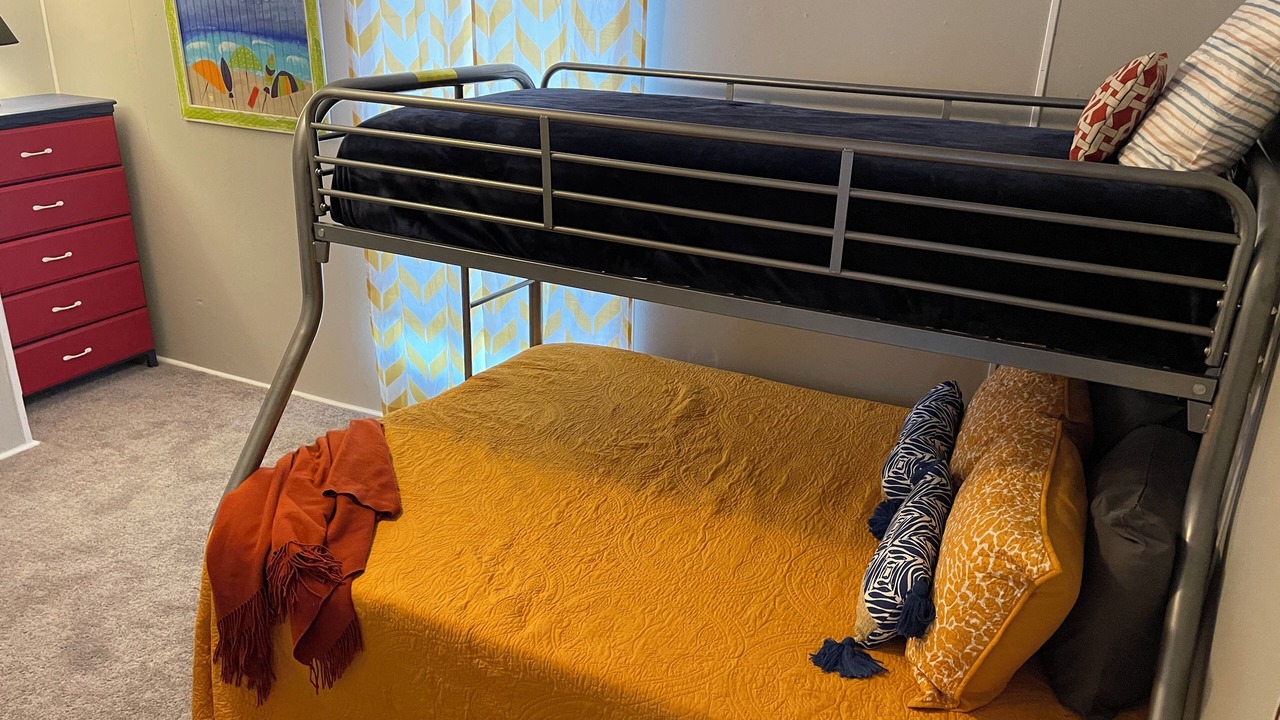 Photo of Bedroom in Troy