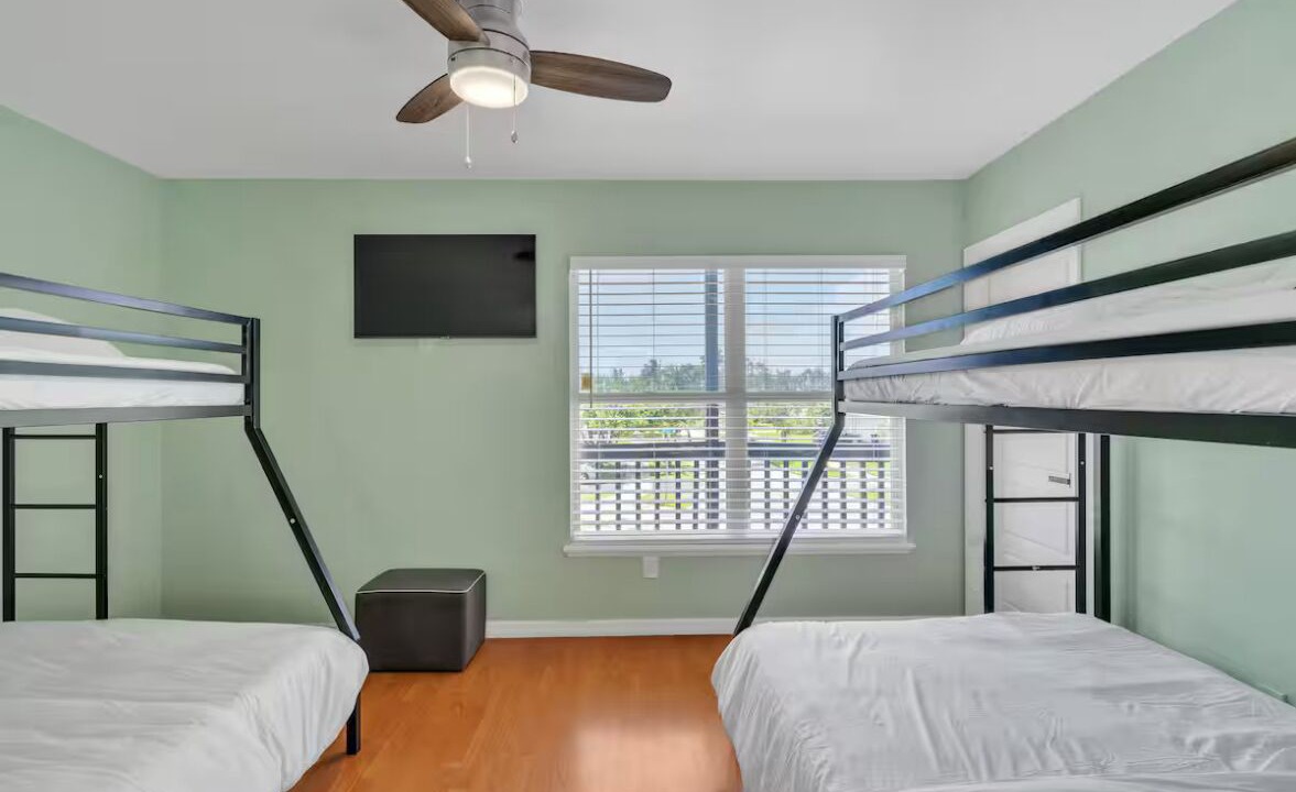 Photo of Bedroom in Cutler Bay