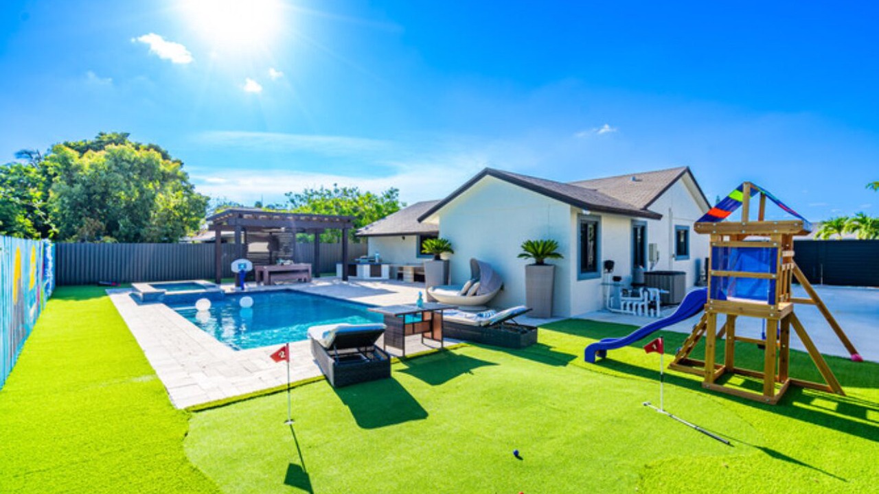 Photo of Outdoor in Palmetto Estates