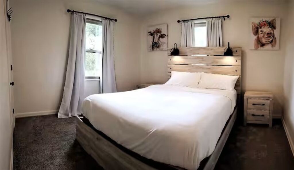 Photo of Bedroom in Oneonta