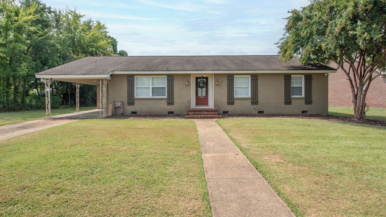 Photo of Outdoor in Tuscaloosa