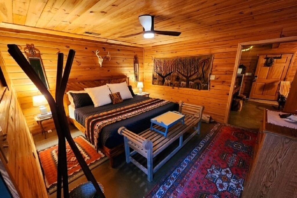 Photo of Bedroom in Moulton
