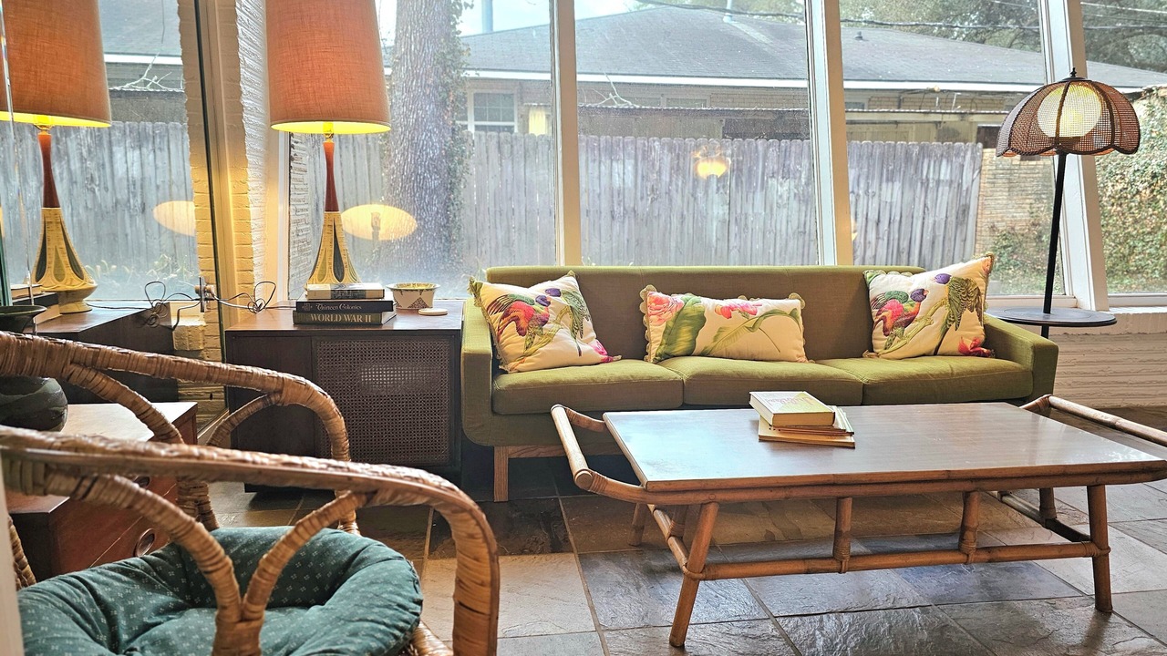Photo of Livingroom in Mid City South