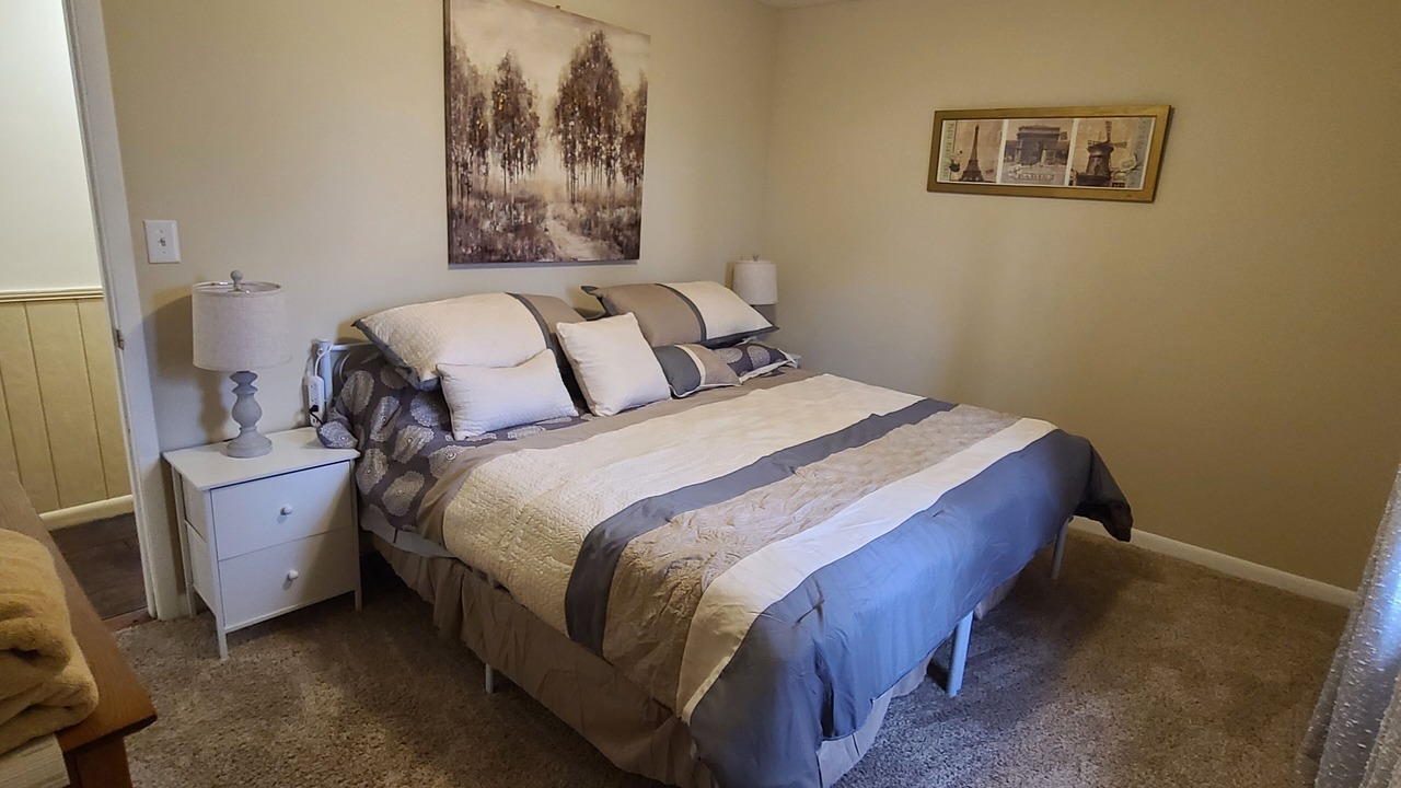 Photo of Bedroom in Fort Mc Clellan