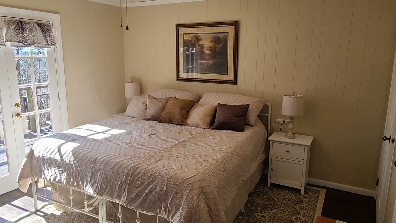 Photo of Bedroom in Fort Mc Clellan