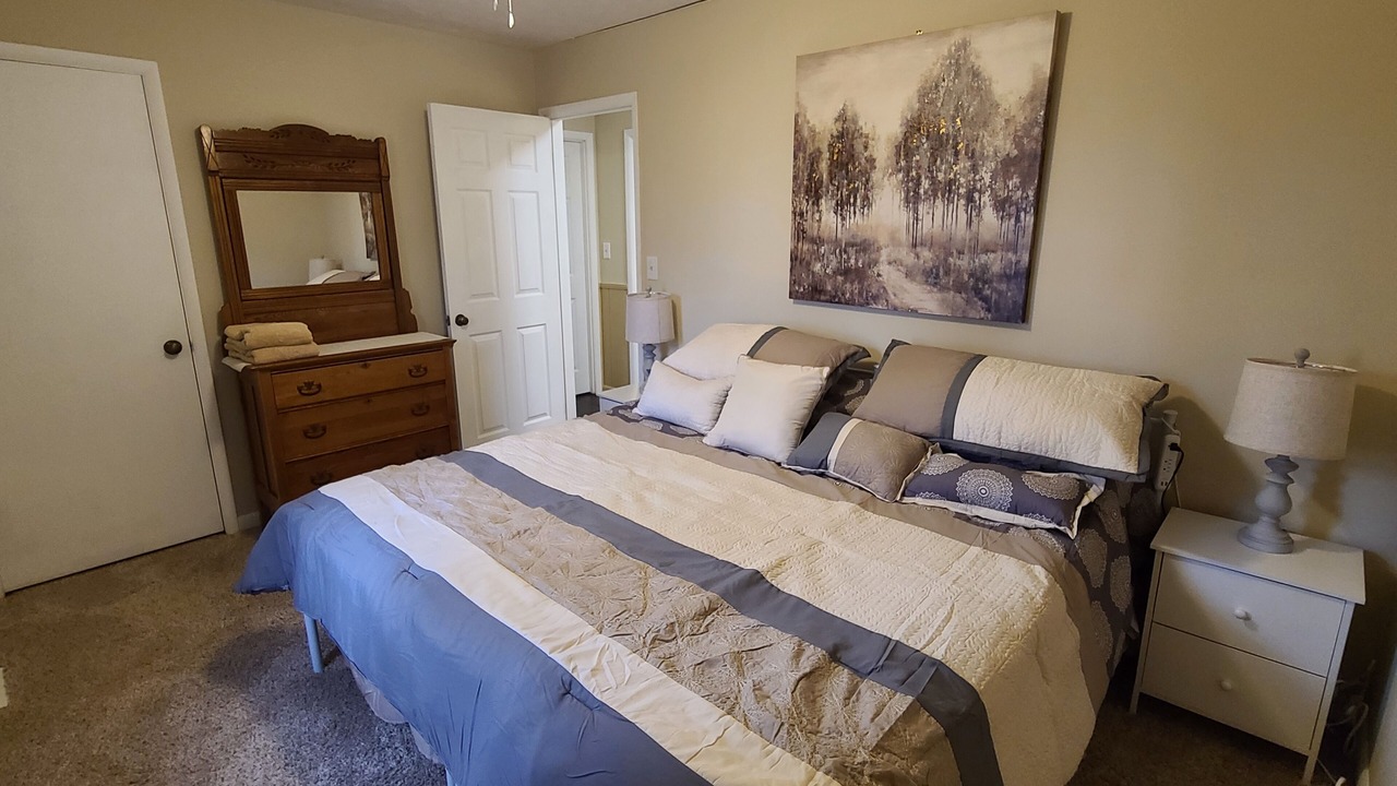 Photo of Bedroom in Fort Mc Clellan