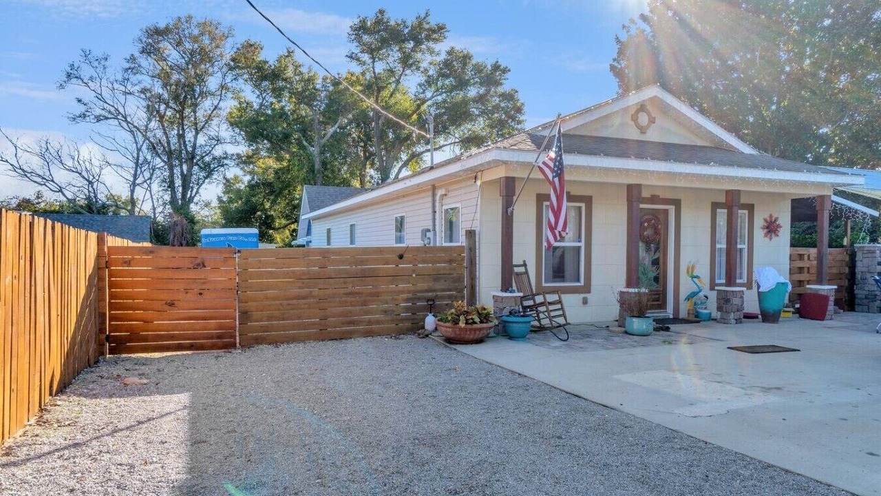 Photo of Outdoor in East Pensacola Heights