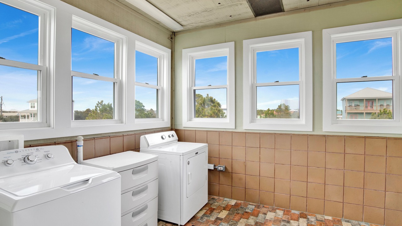 Photo of Bedroom in Surf Side Shores