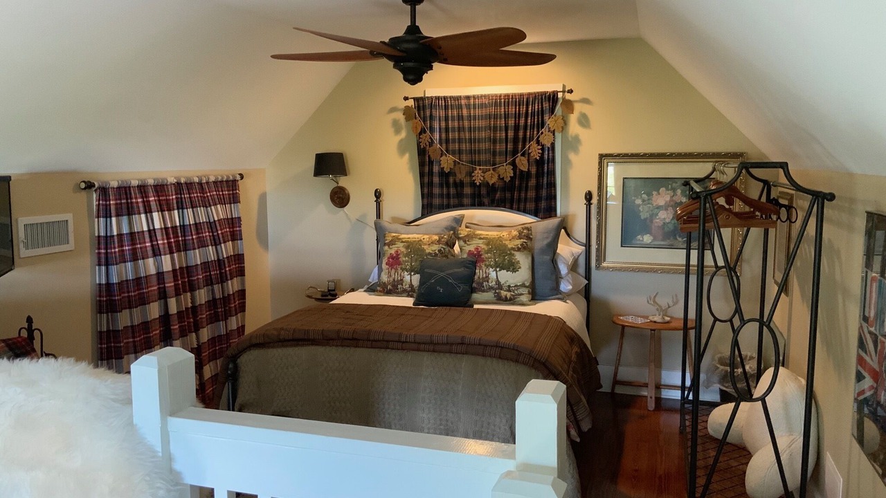 Photo of Bedroom in Mount Meigs