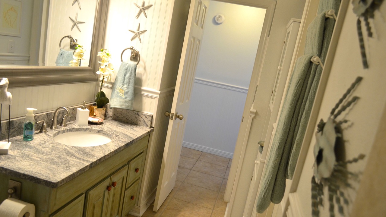Photo of Bathroom in Ono Island