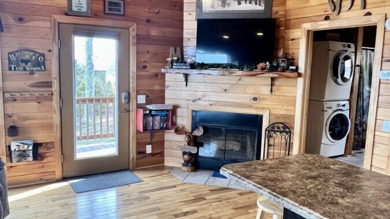 Photo of Livingroom in Bryant