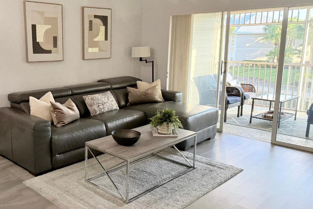 Photo of Livingroom in Naples