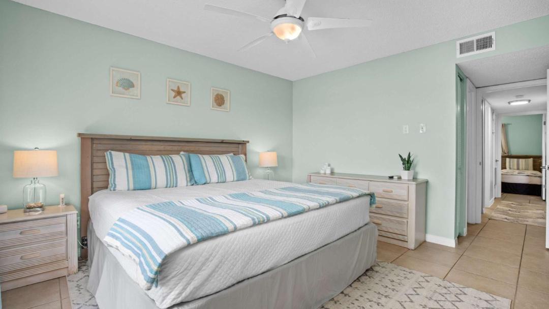 Photo of Bedroom in Orange Beach East