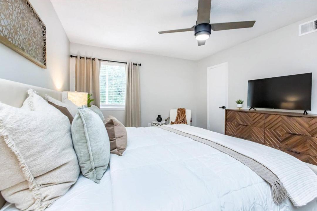 Photo of Bedroom in Huntsville