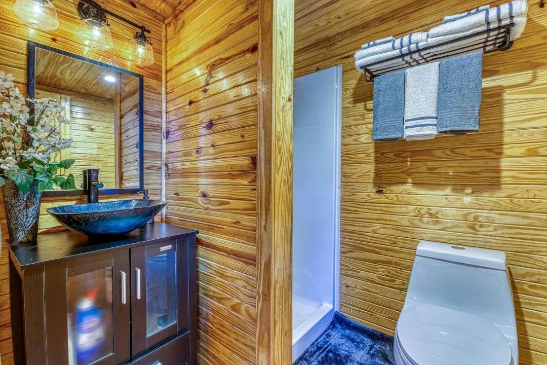 Photo of Bathroom in Rogersville