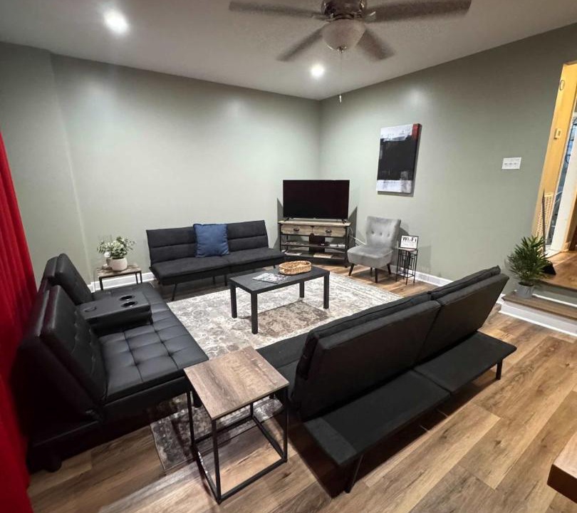 Photo of Livingroom in Huntsville