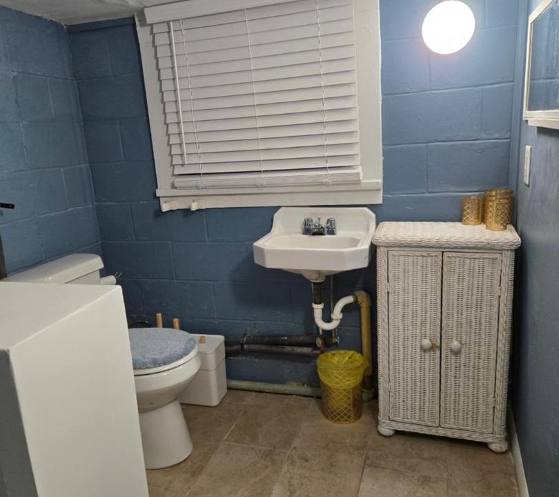 Photo of Bathroom in Mobile