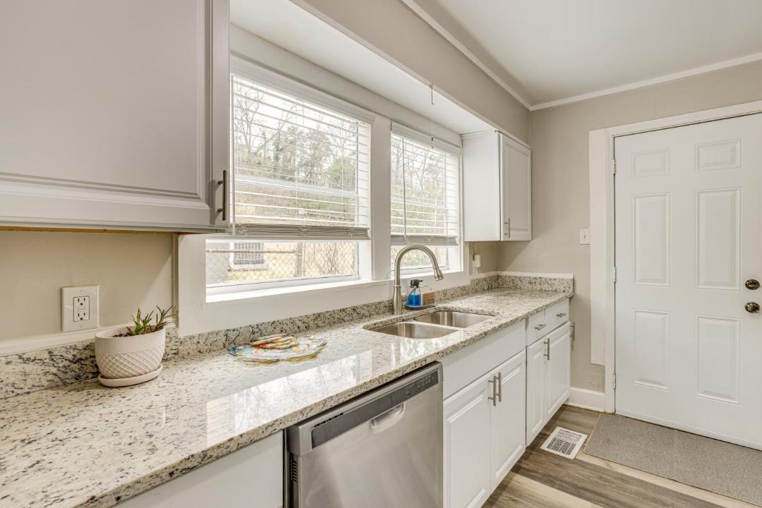 Photo of Kitchen in Crestline Heights
