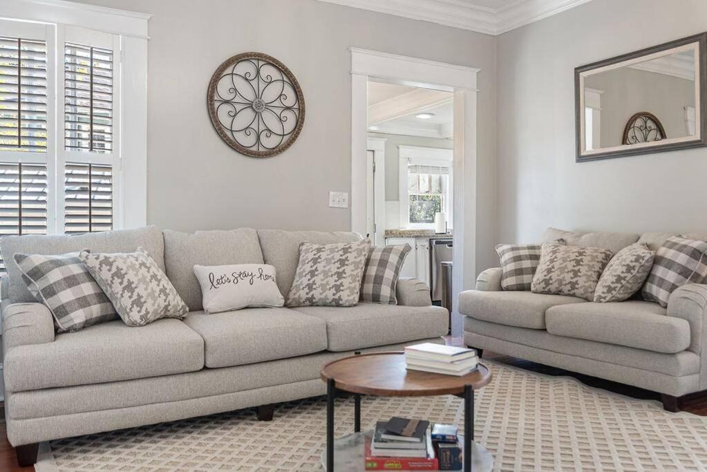 Photo of Livingroom in Mobile