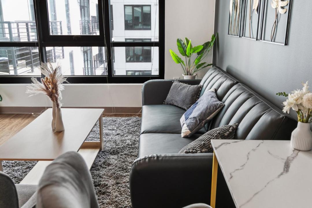 Photo of Livingroom in Five Points South